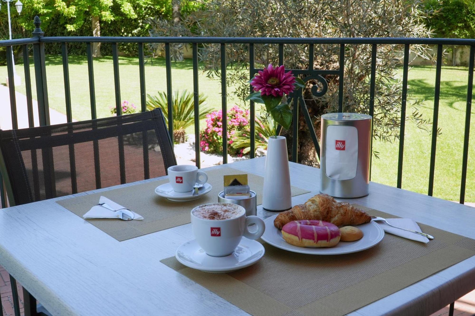 Villa Pallotta Luxury B&B Cerignola Exterior foto